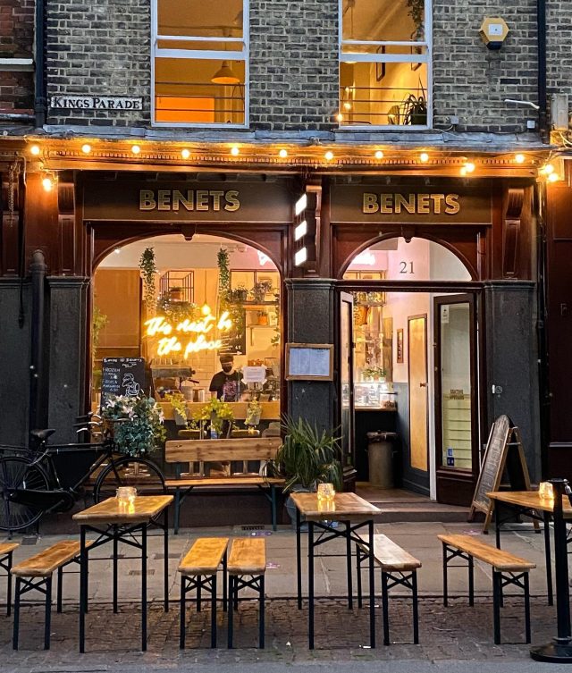 Benet’s Cafe