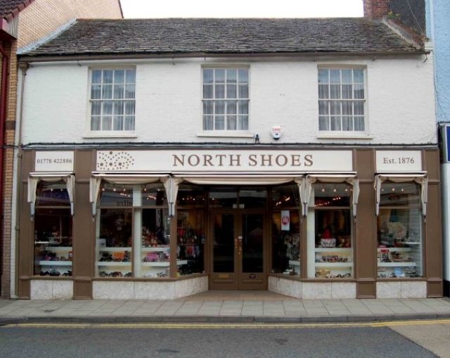 North Shoes
