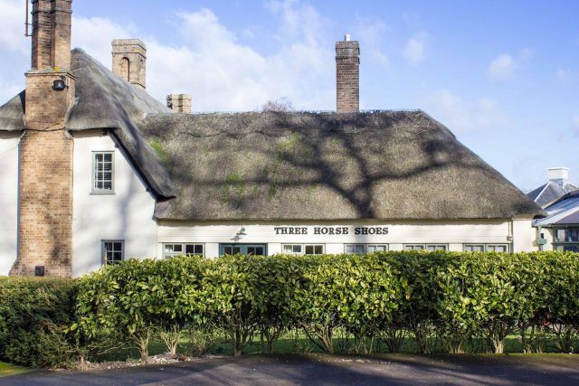 The Three Horseshoes
